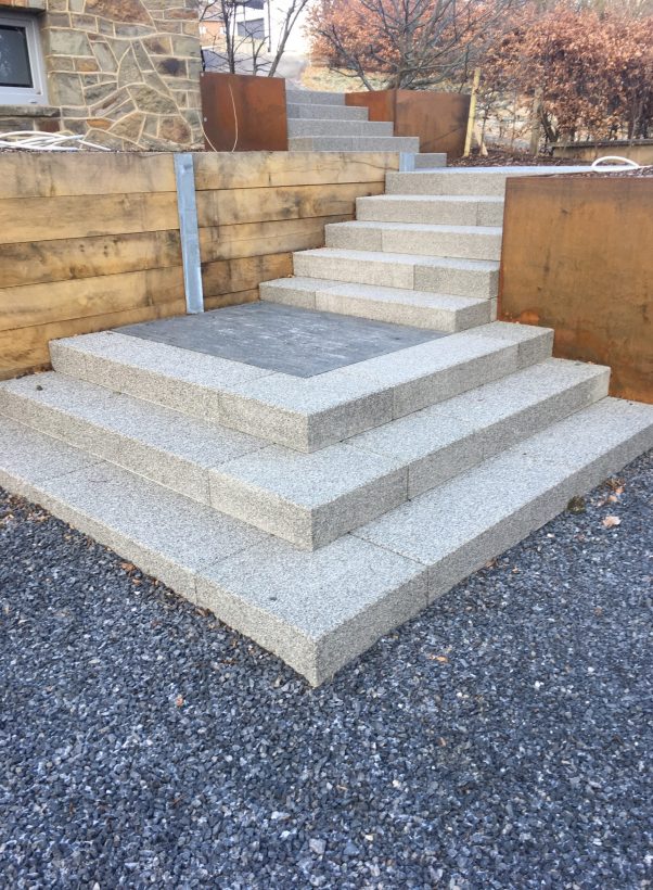 Treppen & Hangbefestigungen