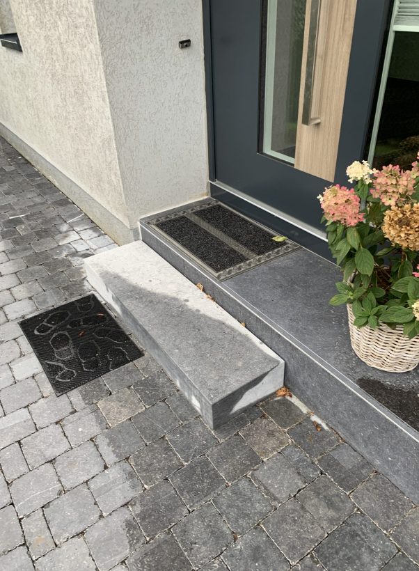 Treppen & Hangbefestigungen